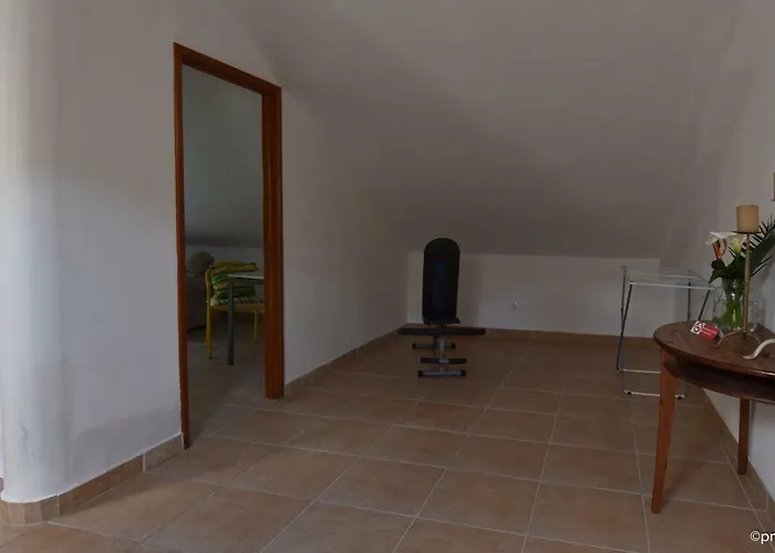 A Descoberta D'angra! Daire Angra do Heroísmo